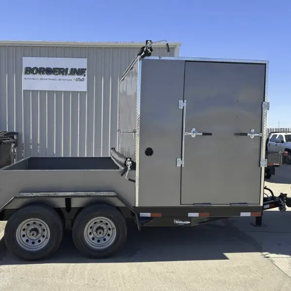 Medium Extreme Bumper Pull Regular Curbing Trailer